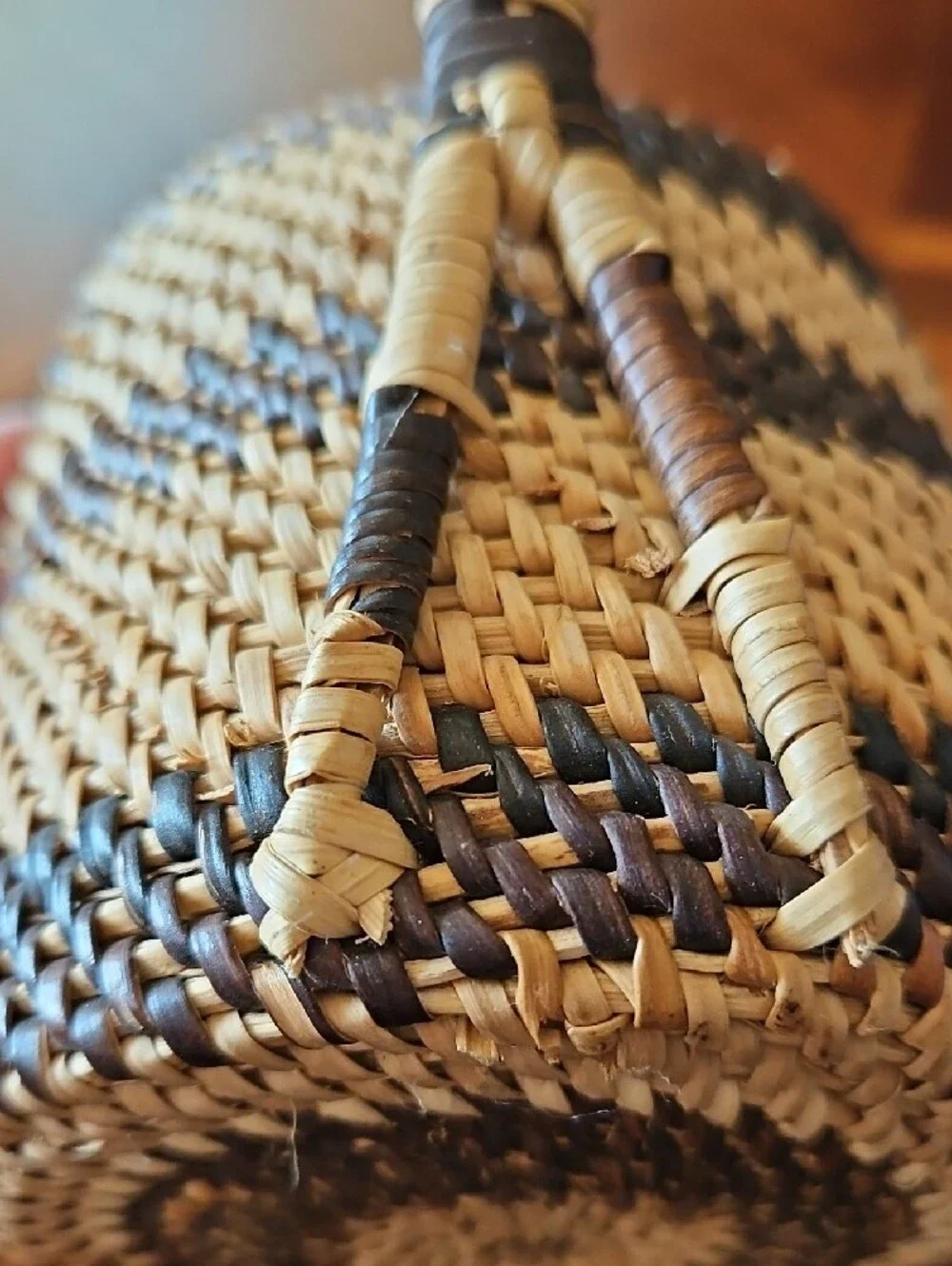 VTG Tohono O'odham Papago Native American Handled Coiled Basket Southwest Desert